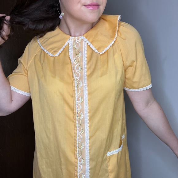 Vintage 60s 70s Orange and White Women’s Nightgown Dress - Picture 6 of 12